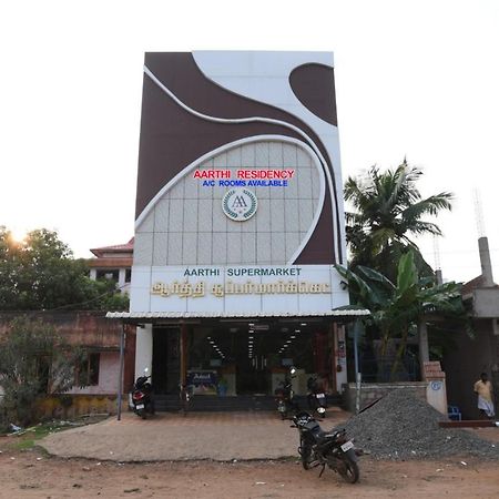 Hotel Aarthi Residency Karaikudi Exterior foto